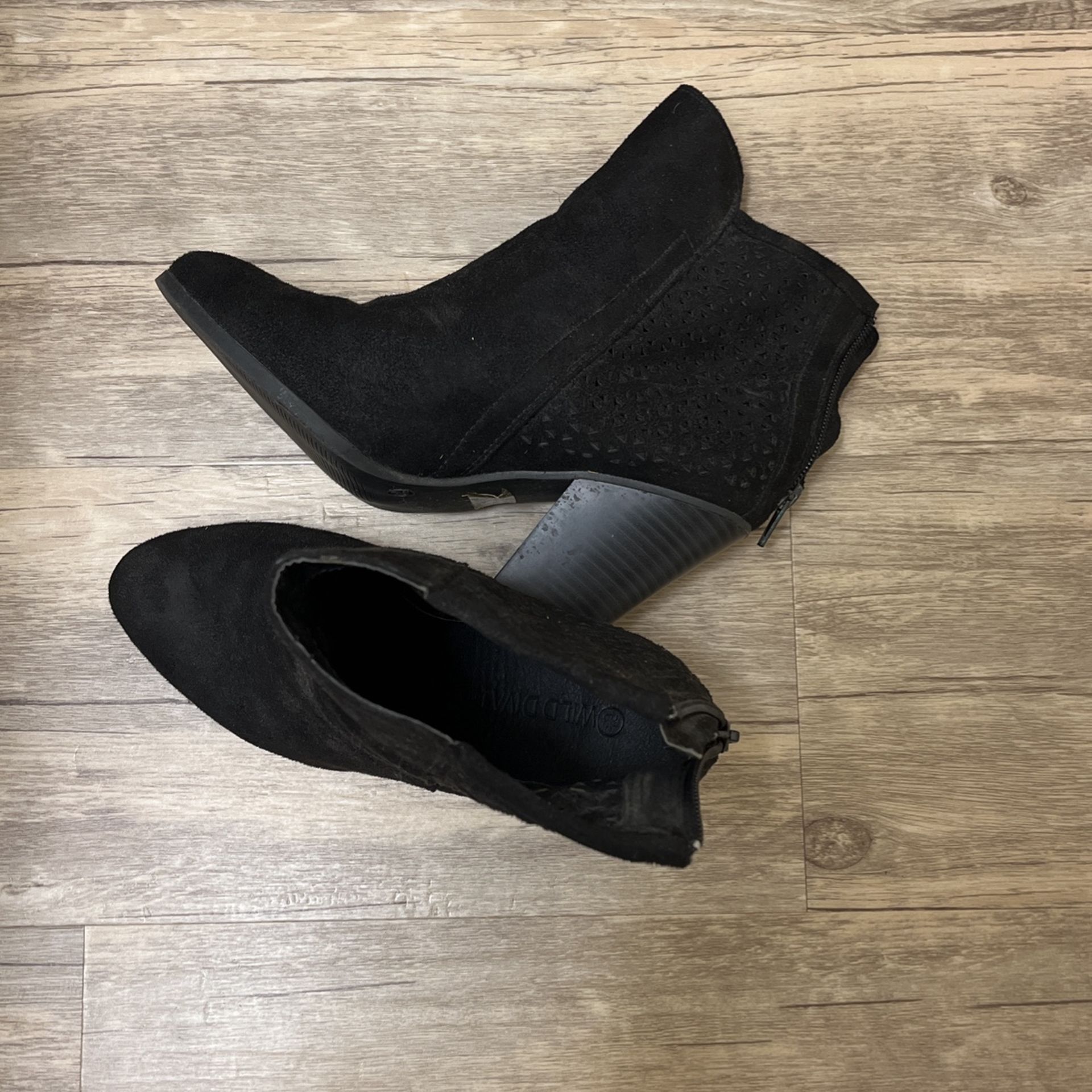 Black Booties 6.5