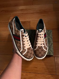 Gucci low top shoes for men