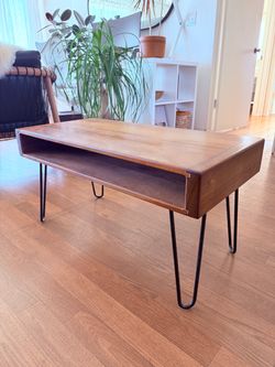 Mid-Century Wood Coffee Table with Hairpin Legs
