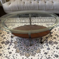3 Couches Coffe Table And Dining Table 