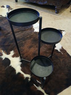 Black Metal Plant Stand