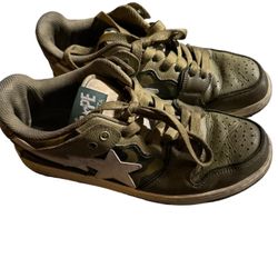BAPE SHOES |  SIZE 8 |  CAMO