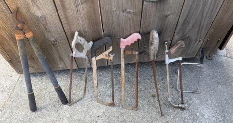 VINTAGE COLLECTION RUSTIC GARDEN TOOLS
