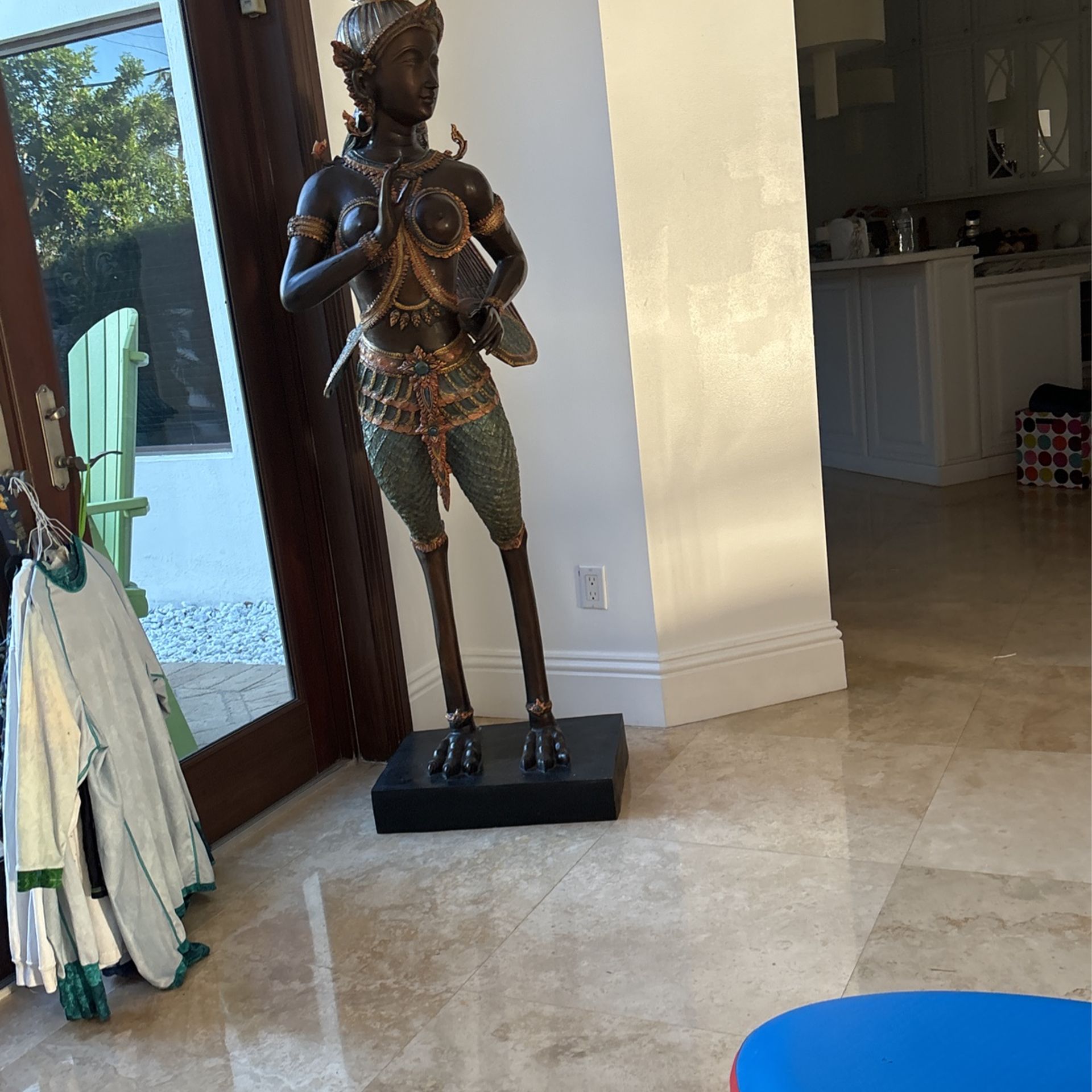 AntiqueBeautiful Caribbean Statue