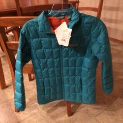 Girls size Large  Marmot Jacket From REI  New tags Are Still On It  