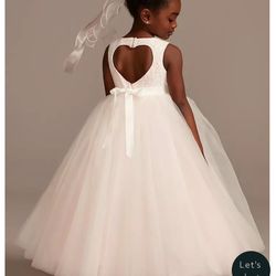 New David’s Bridal Flower Girl Dress Size 4
