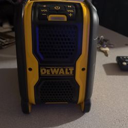 Dewalt radio Bluetooth brand new