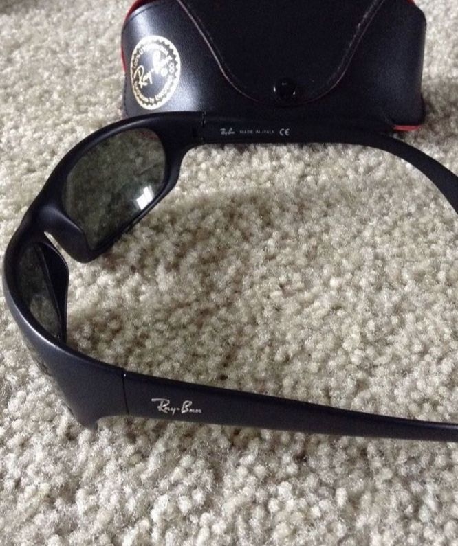 Ray Ban Sunglasses **BRAND NEW**