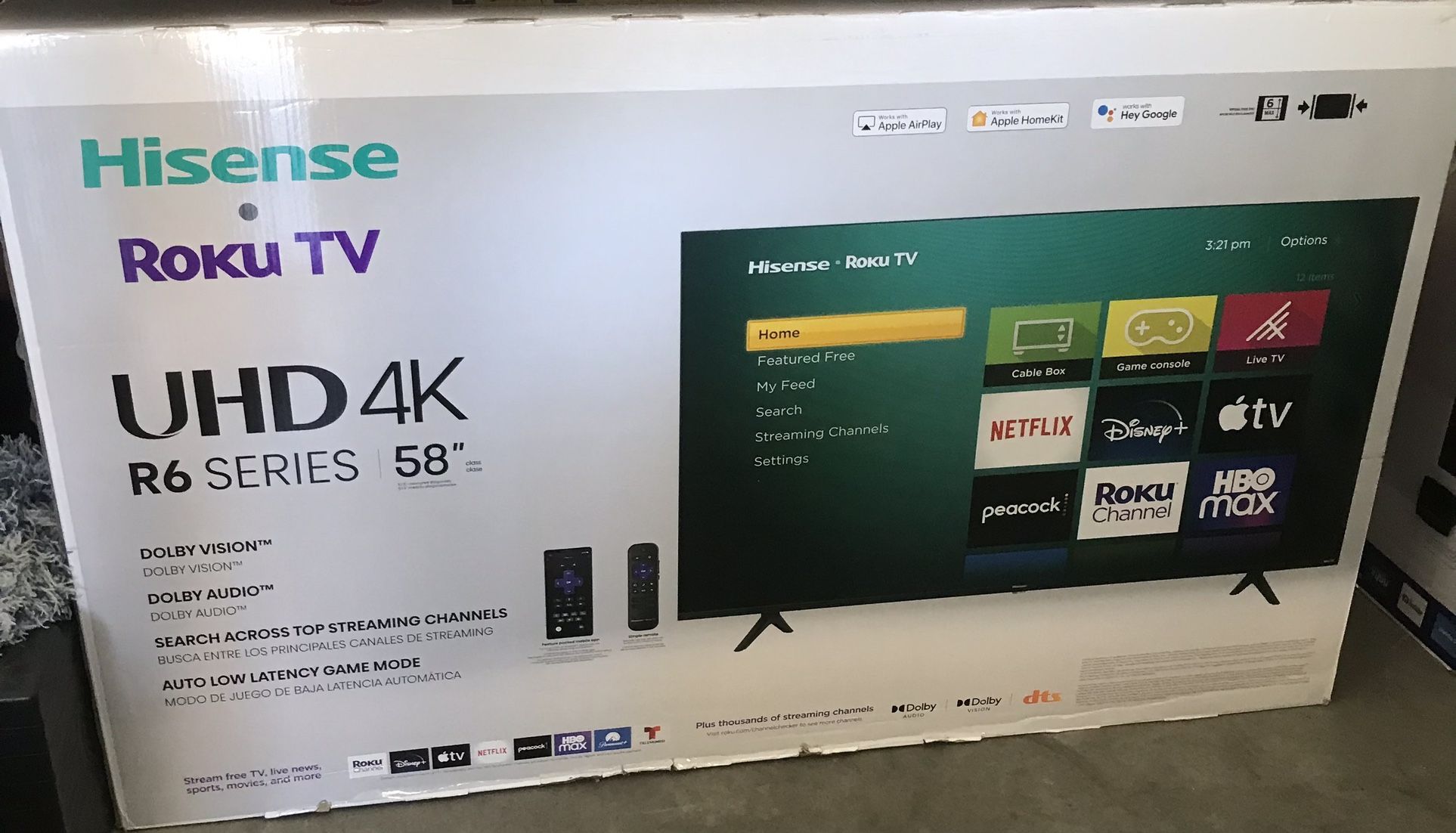 58 inch Hisense smart tv - open box broken screen