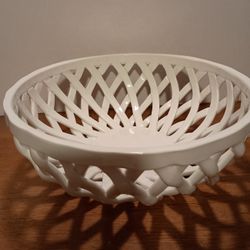 Ceramic Bred Basket