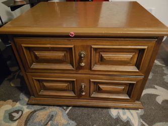 Wood 2 drawer dresser - Must PickUp