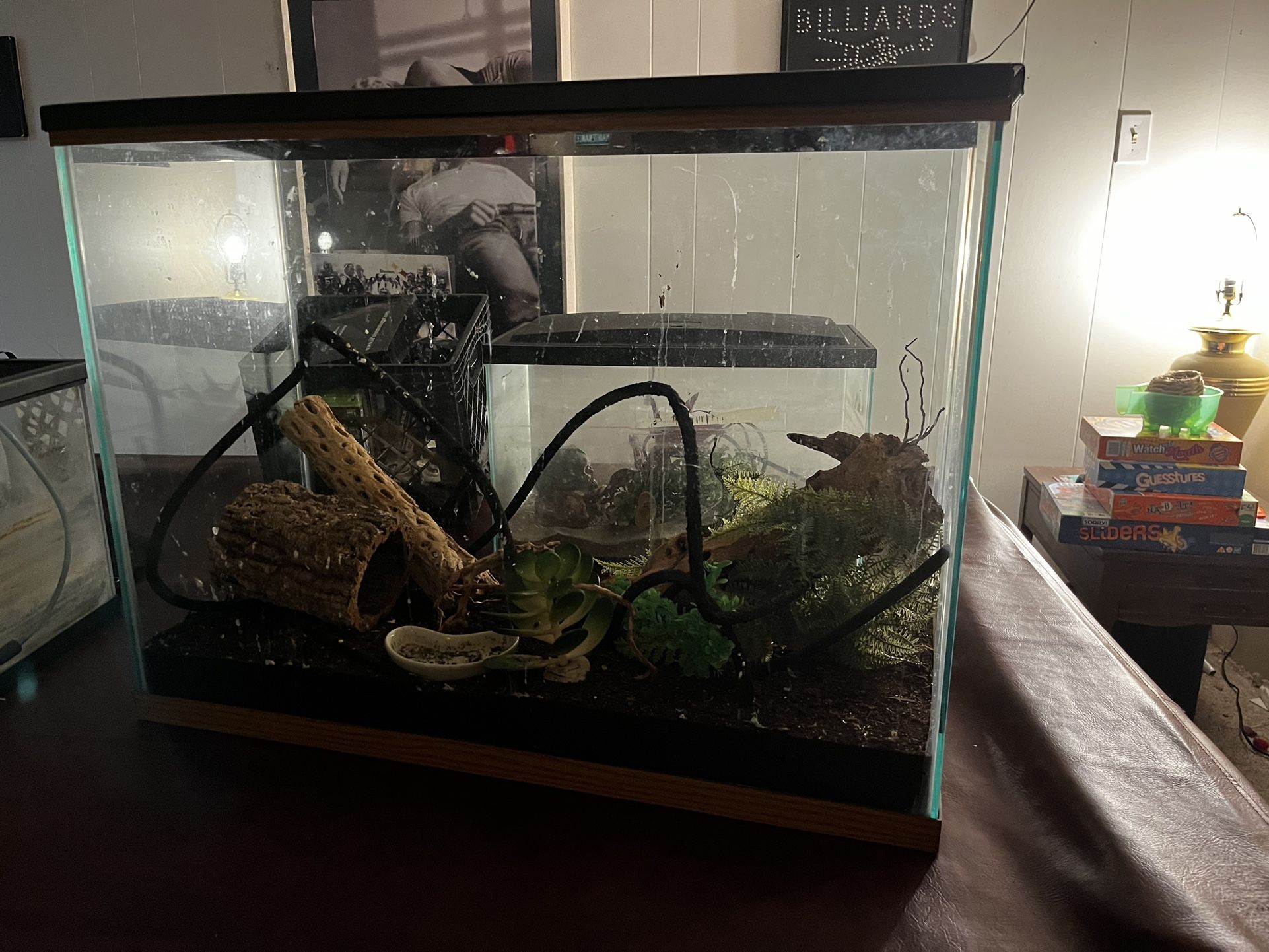 30 Gallon fish tank W Storage