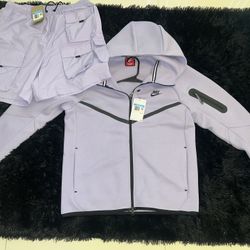 Nike Tech Fleece full-zip With Matching Nike Cargo Shorts Purlle