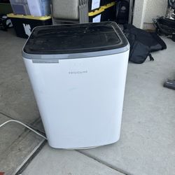 Frigidaire Air Conditioning Unit