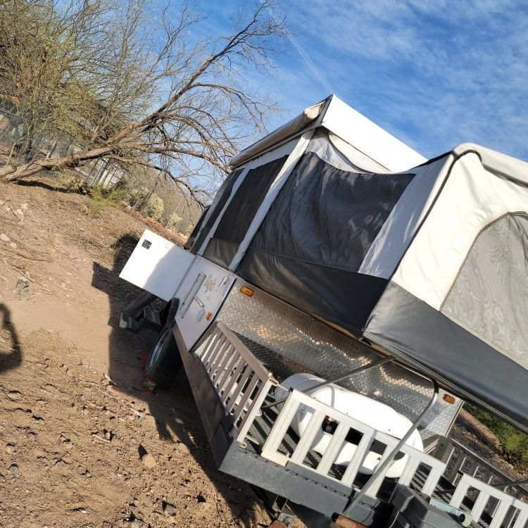 2005 jayco Baja