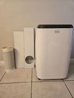 Black and decker portable air conditioner like new