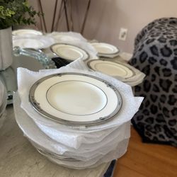 Authentic Wedgwood  Fine Bone  China Made  In England, Stampeded