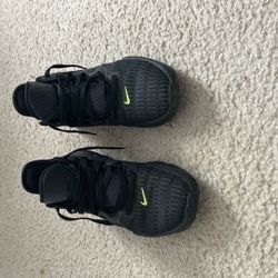 LeBron Witness 6 Basketball Shoes