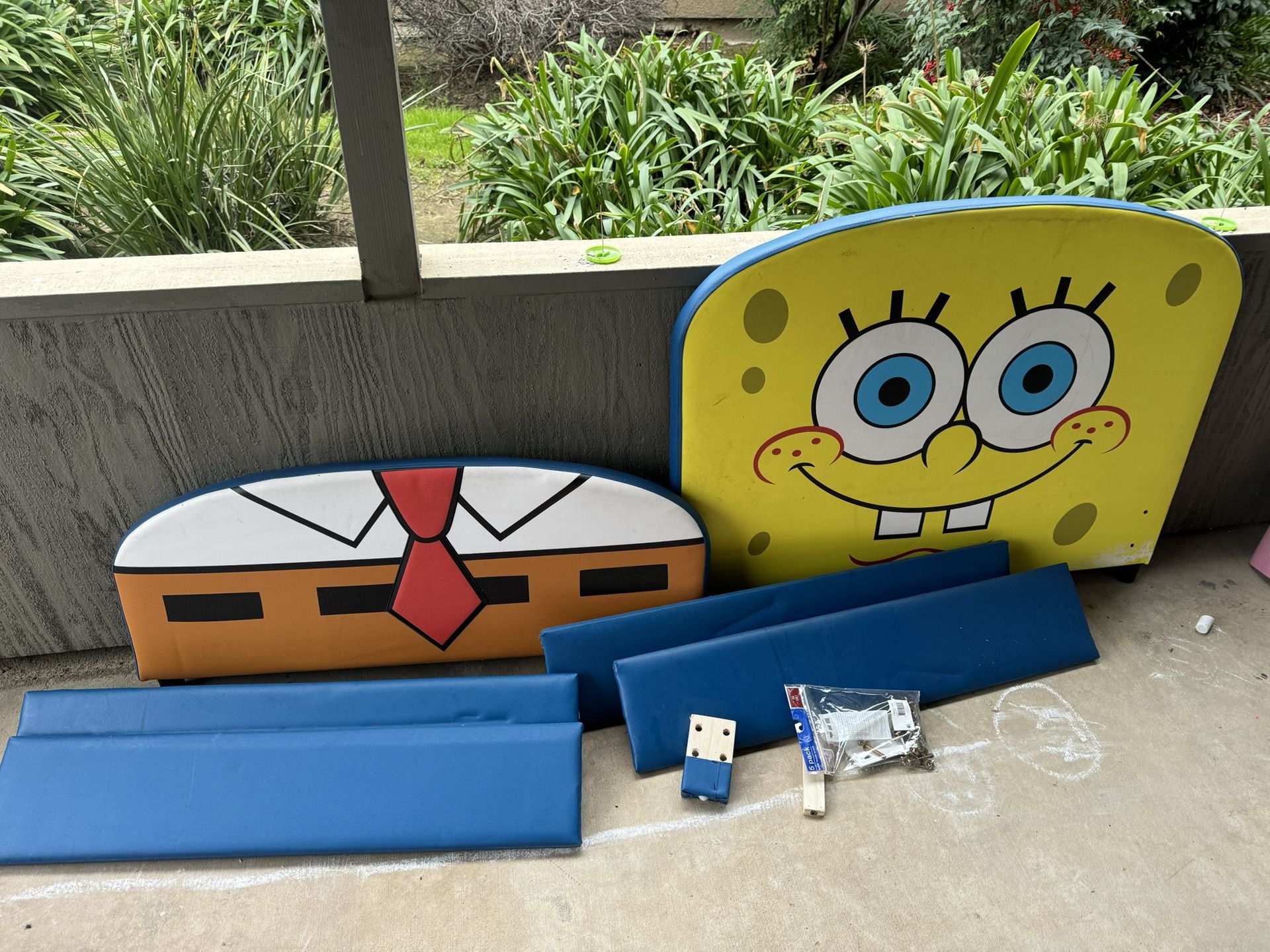 SpongeBobSquarePants Twin Bed Frame