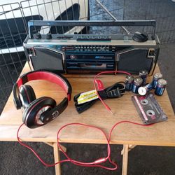 General Electric Boombox For Speakers Cassette