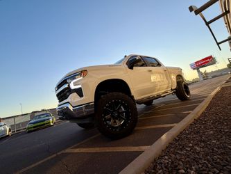 Chevy Silverado Wheels Tires Lift Kits Accessories Lights Side Steps Installations. (We Finance)