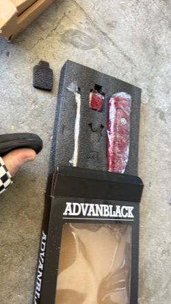 Trunk laches