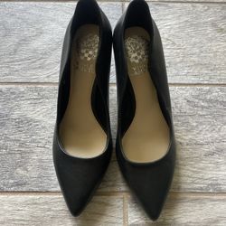 Vince Camuto Black Heels 6M