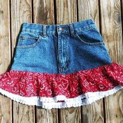 Kiddie Korral girls size 10 denim jean skirt... red bandana ruffle hem