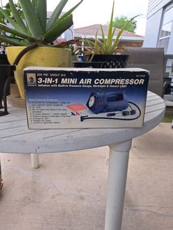 Air Compressor 3 In 1 With Gauge & Light