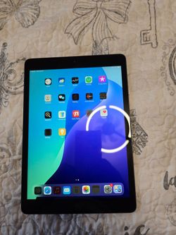 I pads 7  generation  good condition