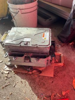 Hybrid power inverter for Camry