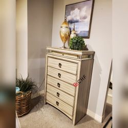 Bedroom Chest With Storage Drawers  // Limited Time Offer 