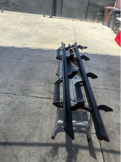 2025 Toyota tundra drop steps nerf bars