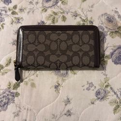 Beautiful Brown Large Wallet Authentic Coach Brand