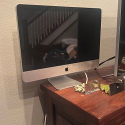 iMac 21.5 From 2011 Good Working 