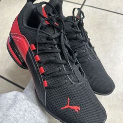Puma Black & Red Shoes Size 9.5 Men 