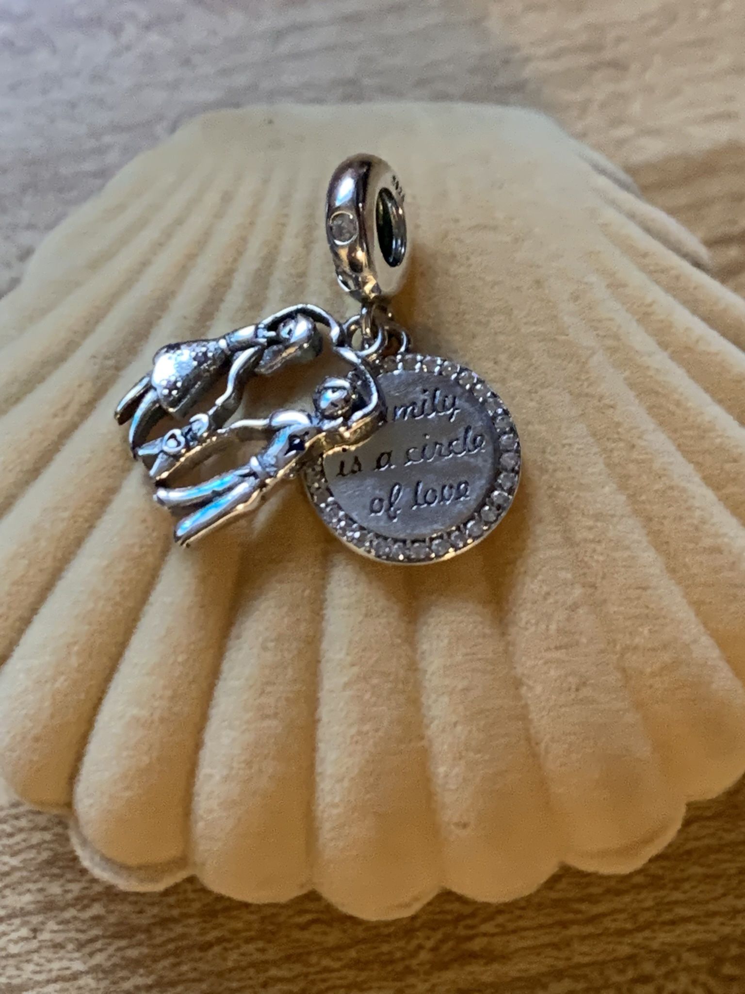 Brand New 925 Sterling Silver Happy Family Charm