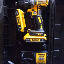 DEWALT ÇOMPACT BRUSHLESS DRILL/DRIVER KIT
