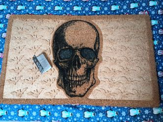 BRAND NEW Skull Heat Press Doormat by Ashland - $15 (Harahan)