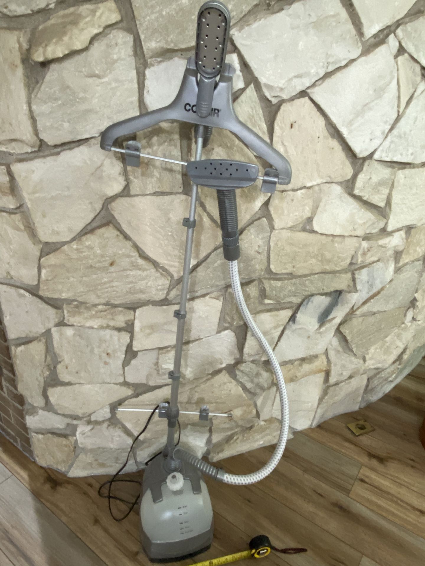 Handheld Clothing / Drapes Steamer