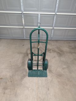 Harper 600-lb Capacity 2 -Wheel Green Steel Dolly/Hand Truck