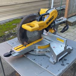 Dewalt Miter Saw 12” Double Bevel 