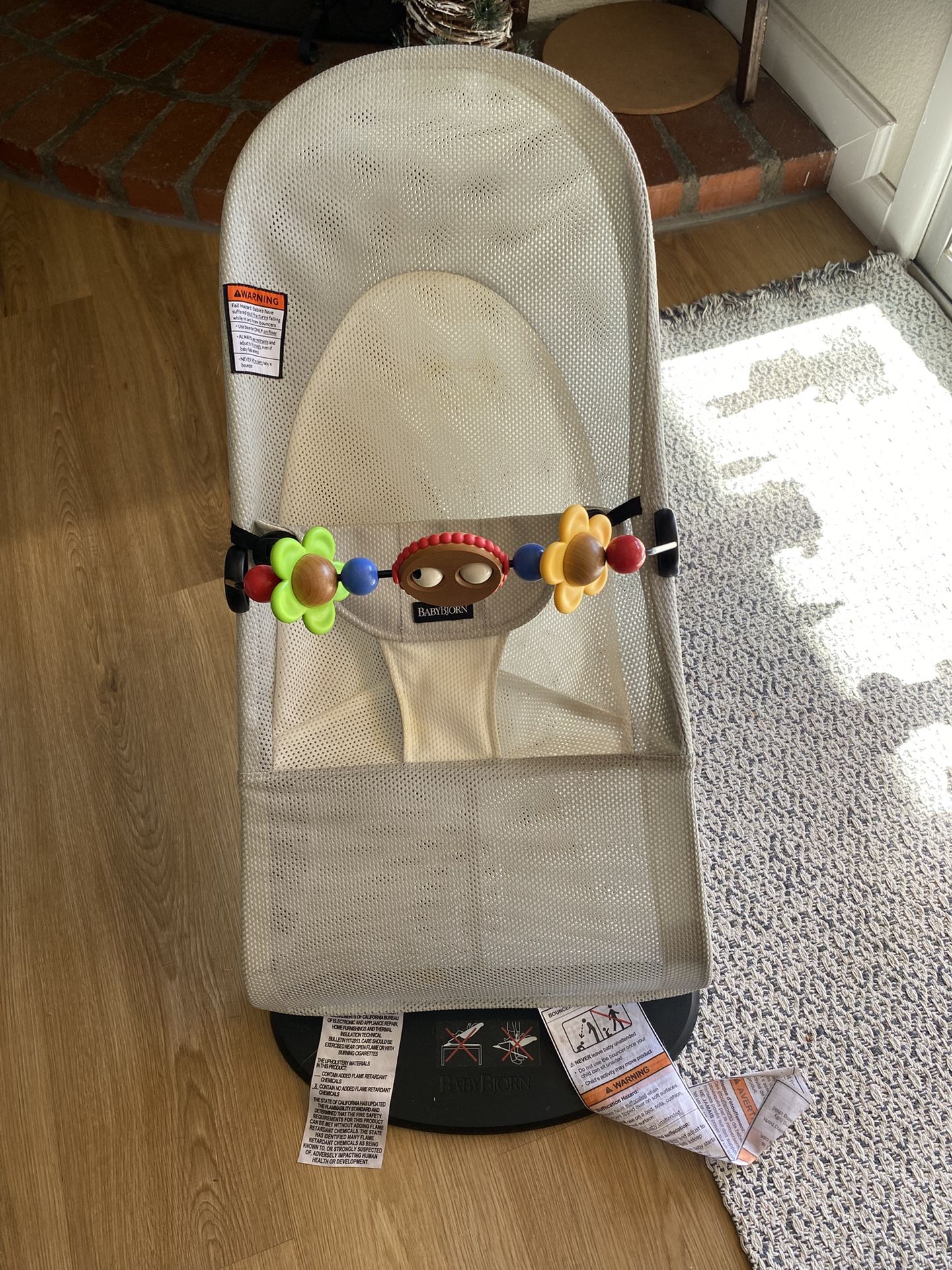 Baby Bjorn Bouncy Seat With Toy Bar