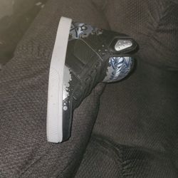 Osiris Graffiti Skate Shoe Pretty Much New Worn Like Once 50 OBO Size 10