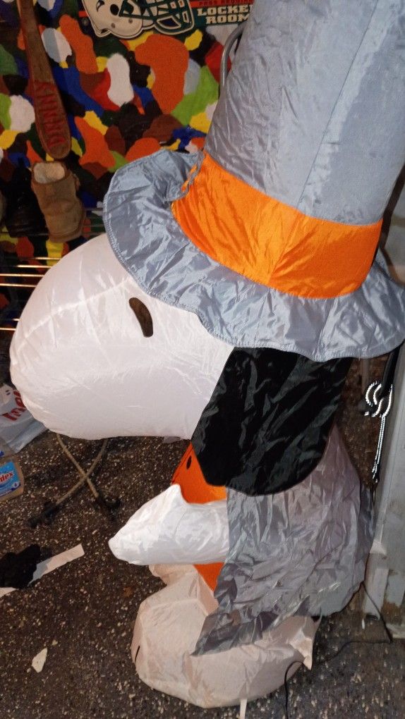 Blowup Vampire Snoopy 