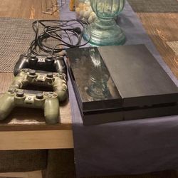 PS4 With 3 Controllers And Cables 
