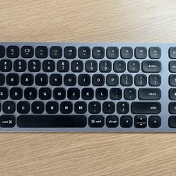 Satechi Backlit Bluetooth Keyboard Usb-C