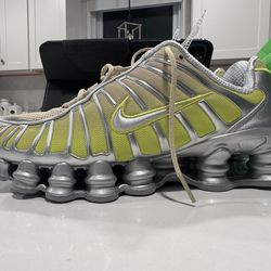 Nike Wmns Shox TL Fade