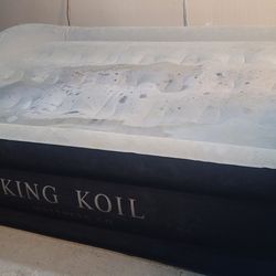 King Koil Size Twin XL Automatic Blow Up Bed
