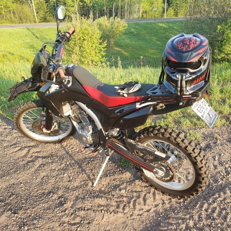 Honda CRF250L supermotives